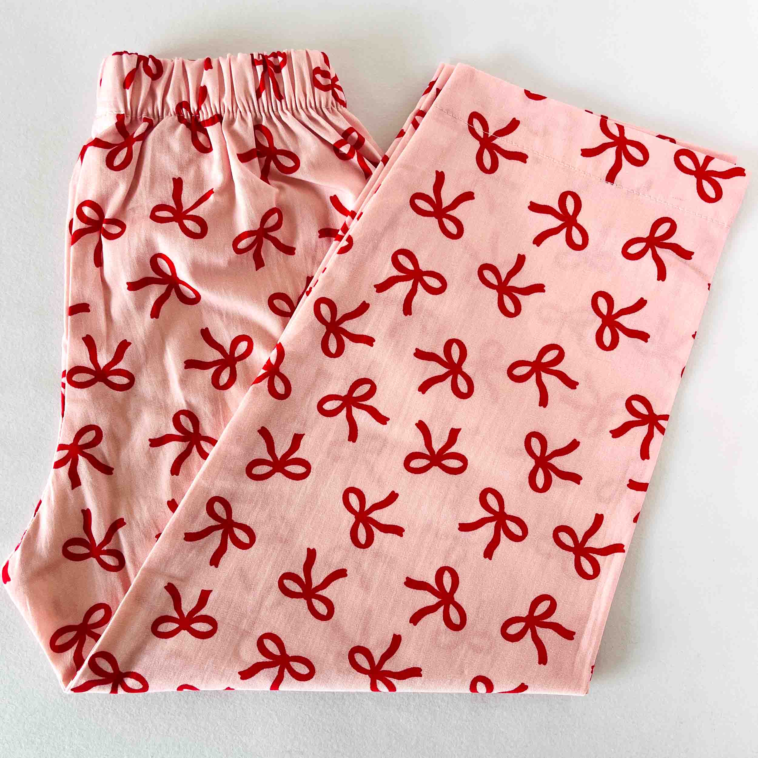 Kids cotton pajama with pink bows print and comfortable elastic waistband