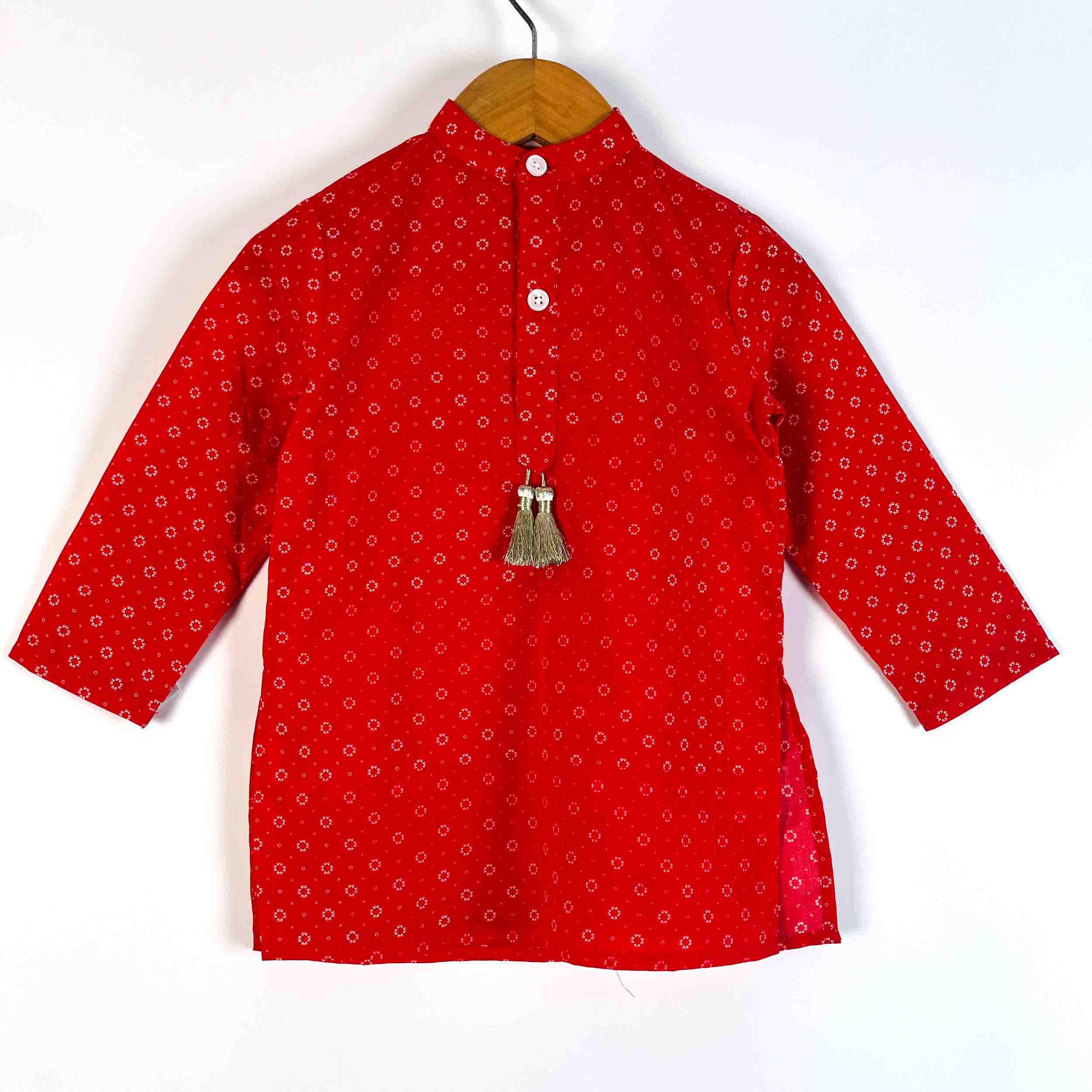 Front view of boys Red Utsav printed cotton kurta with full sleeves and mandarin collar