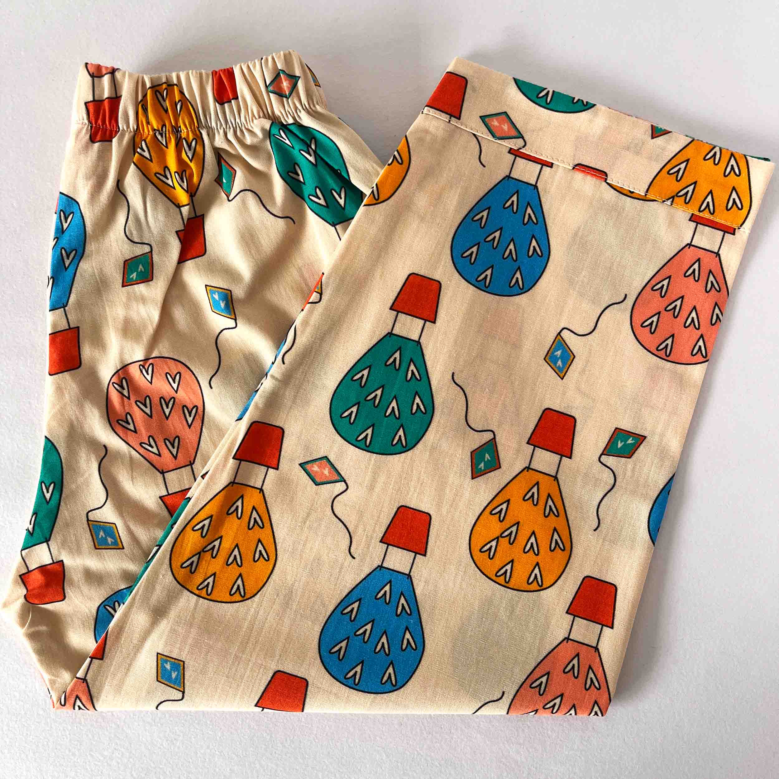 Kids cotton pajama with colorful balloons print and comfortable elastic waistband