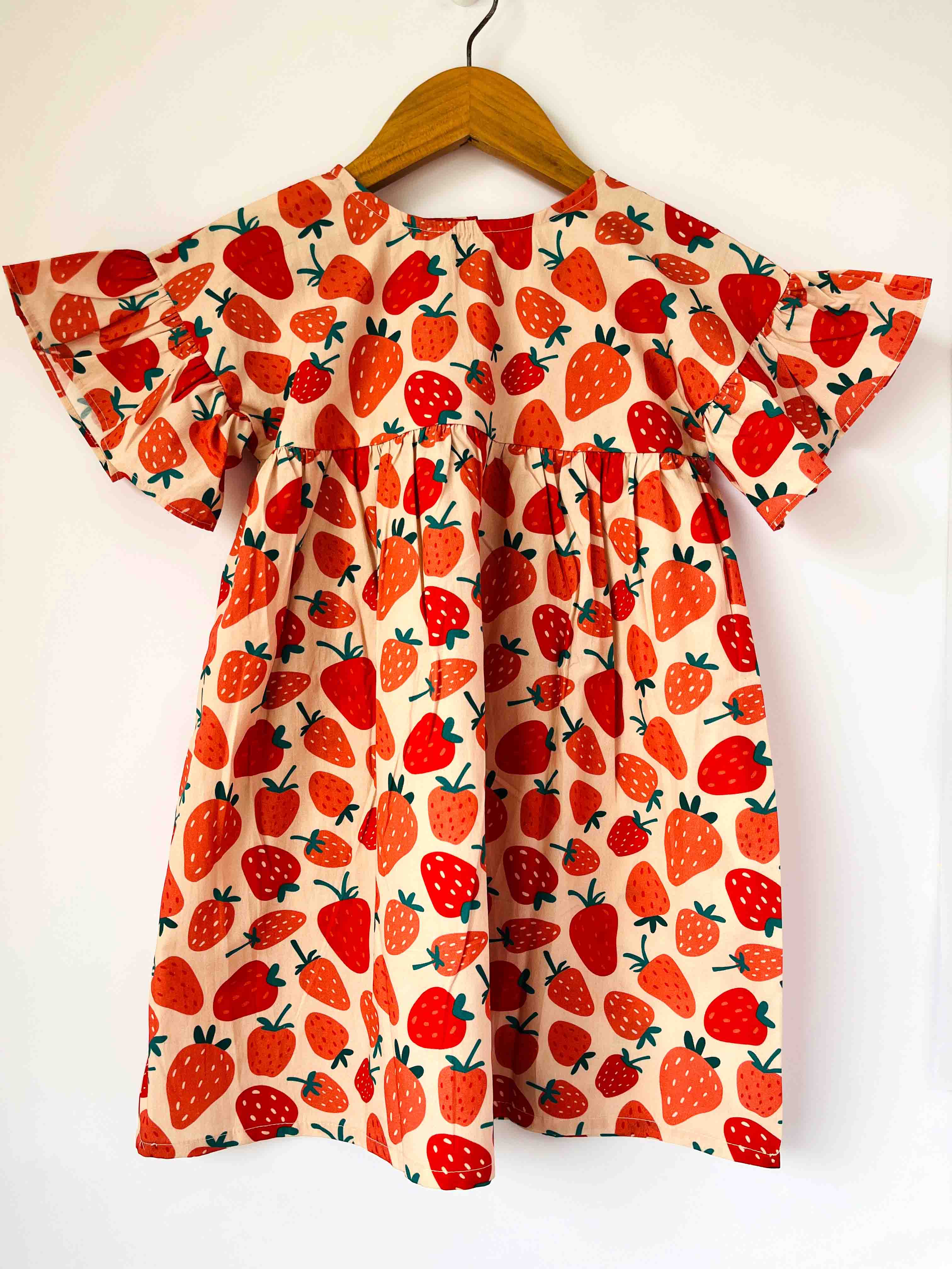 girls strawberry printed cotton dress, flutter sleeve casual wear