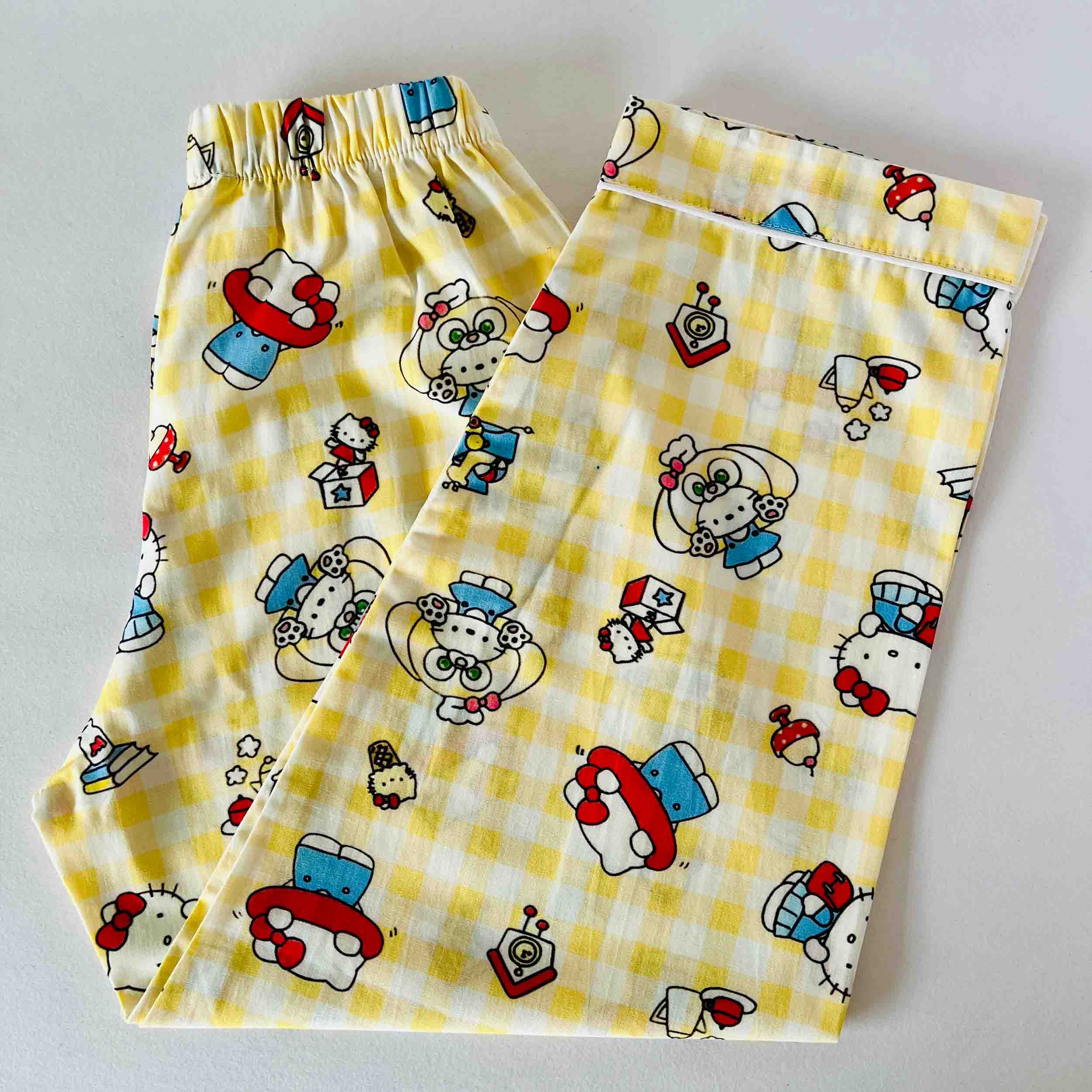 Yellow checks kitty cat cartoon print kids cotton night suit soft sleepwear set